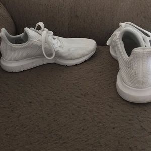 Barely worn adidas need gone